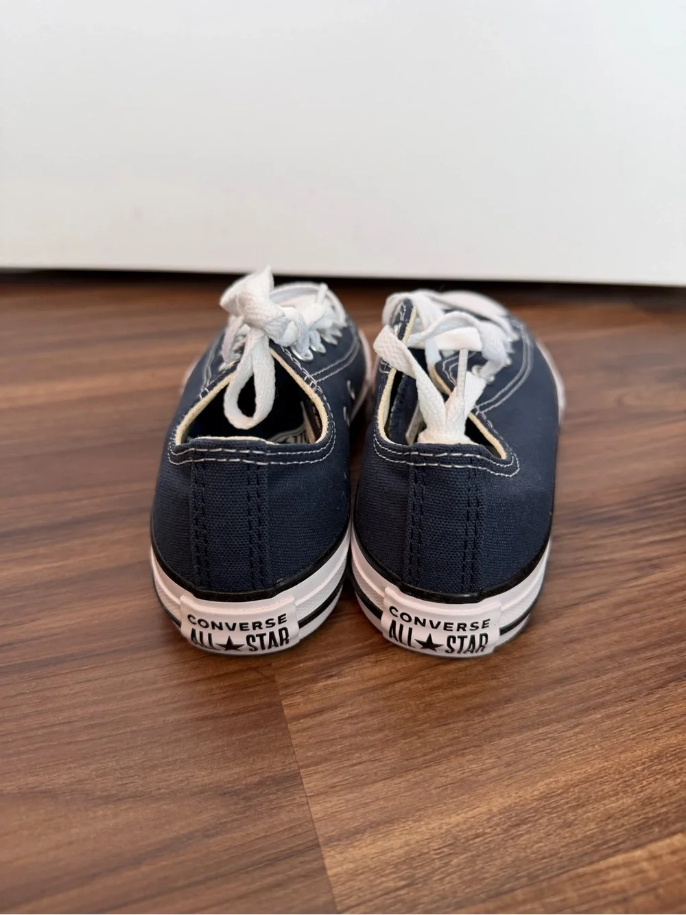 Converse Kids Low-Top Sneakers in Navy and White